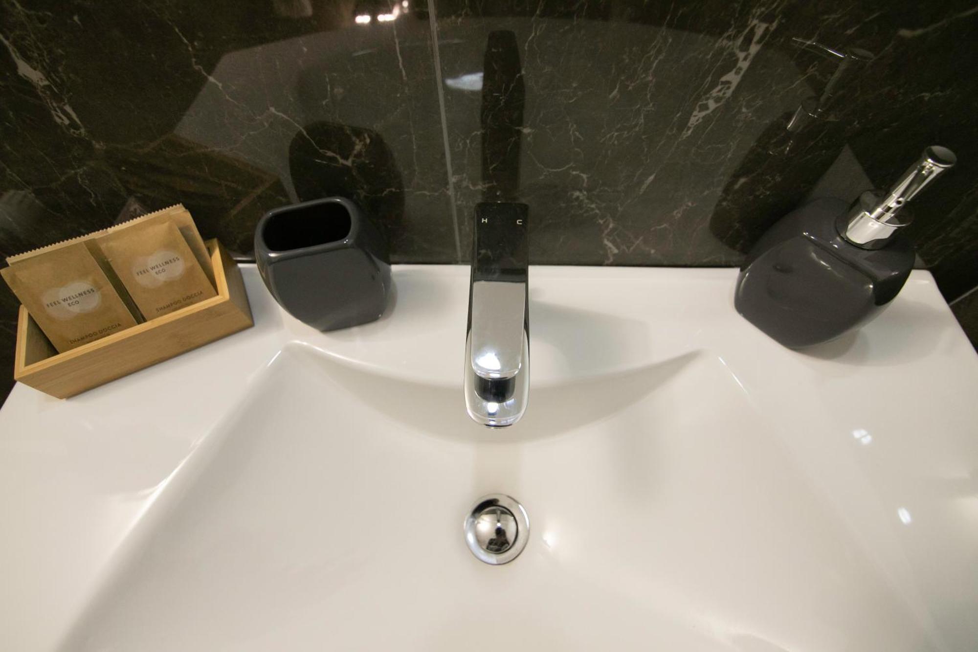Villareale47 Luxury Suites & Rooms Palermo Zewnętrze zdjęcie