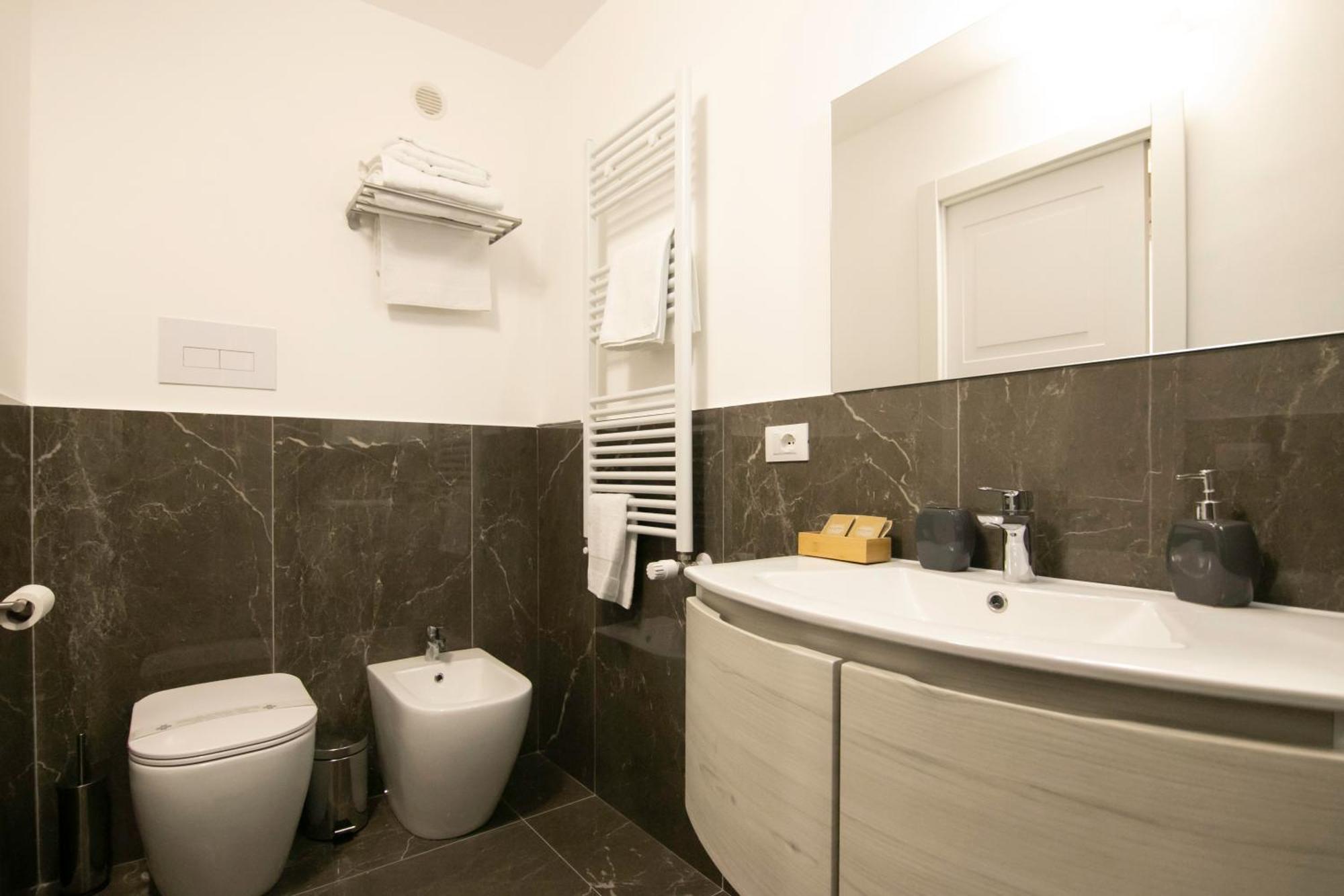 Villareale47 Luxury Suites & Rooms Palermo Zewnętrze zdjęcie